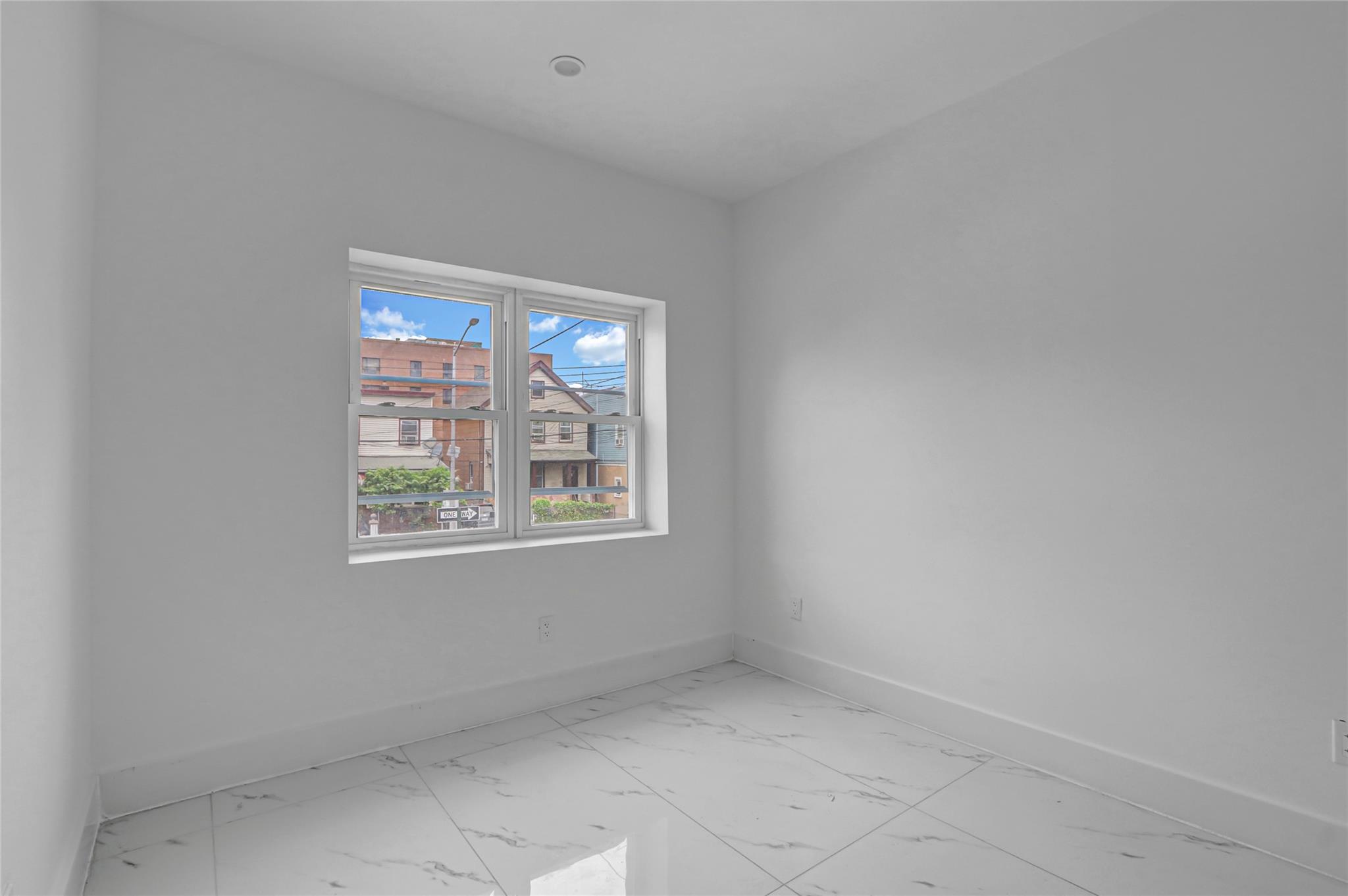 #4 photo, 139-22 95 Avenue, クイーンズ区 Jamaica , NY 11435