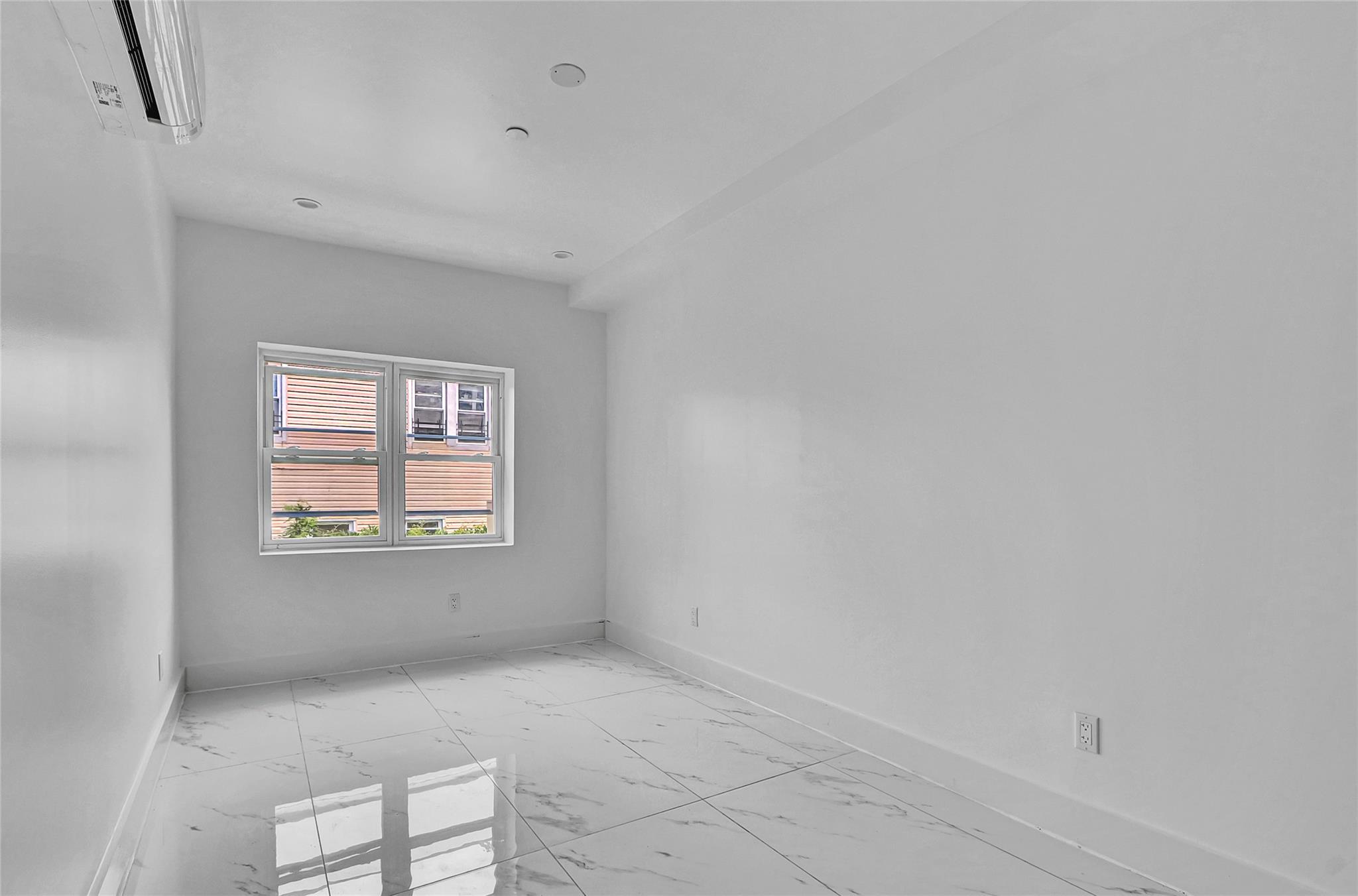 #5 photo, 139-22 95 Avenue, クイーンズ区 Jamaica , NY 11435