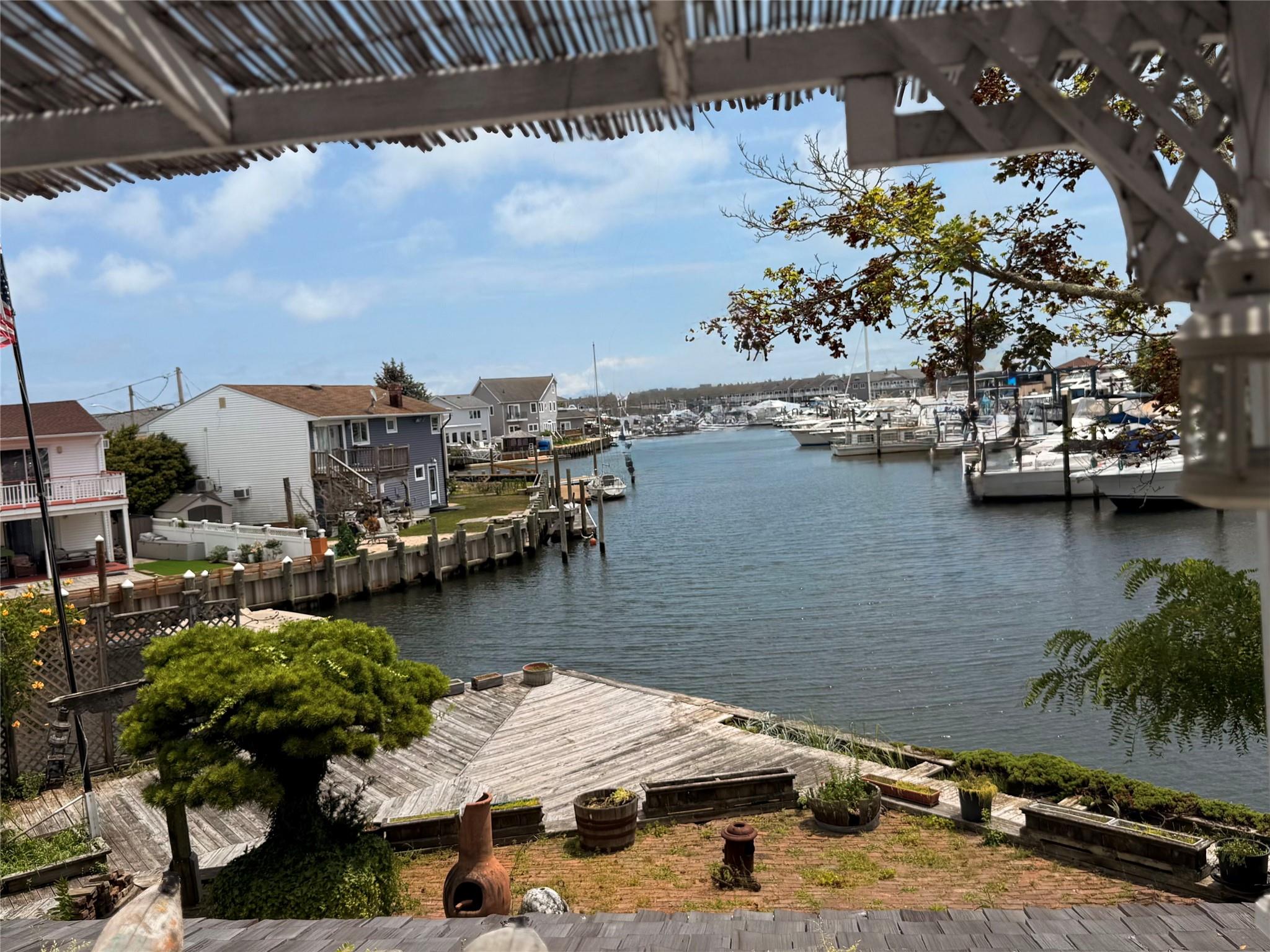 #3 photo, 335 Arthur Street Street, ナッソー郡 Freeport , NY 11520