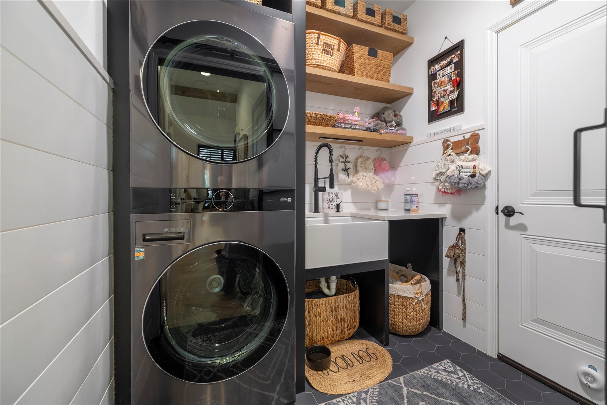 #20 photo, 201 Belmont Circle, Yaphank , NY 11980