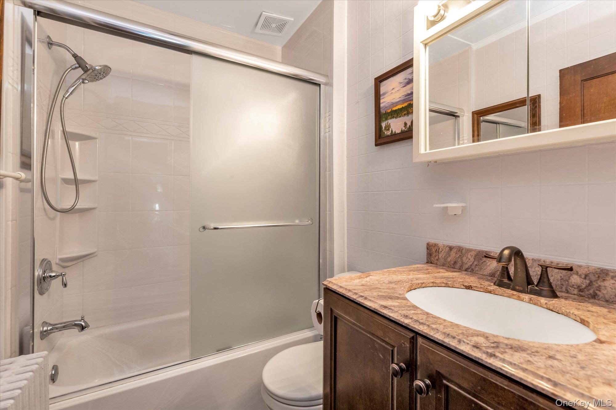 #11 photo, 292 Ocean Avenue, ナッソー郡 East Rockaway , NY 11518