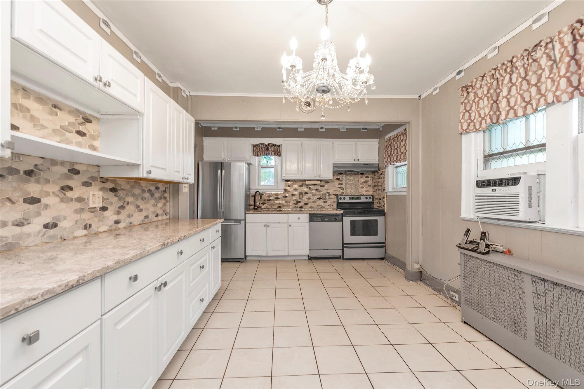 #6 photo, 292 Ocean Avenue, ナッソー郡 East Rockaway , NY 11518