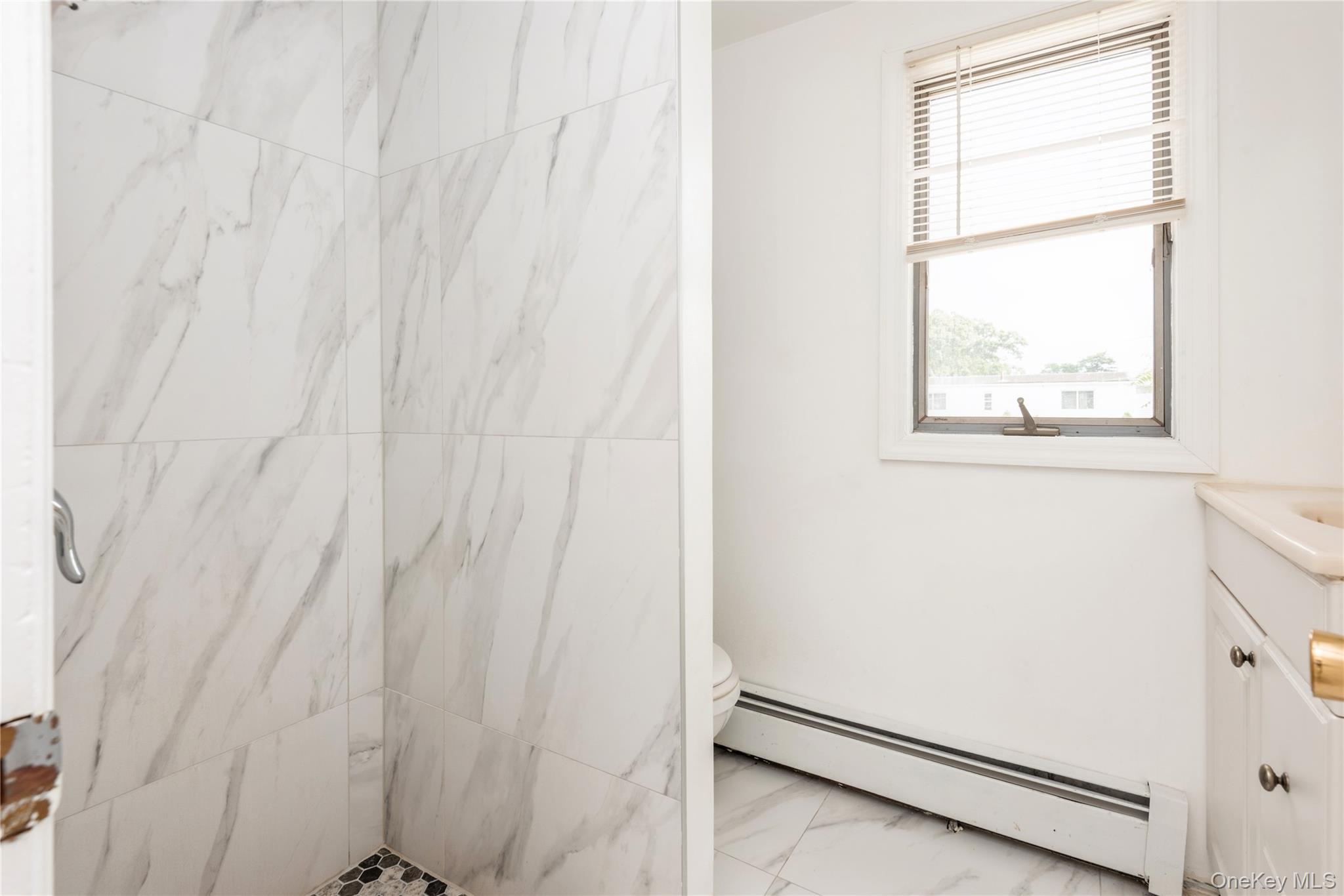 #16 photo, 815 Sunshine Avenue, West Hempstead , NY 11552