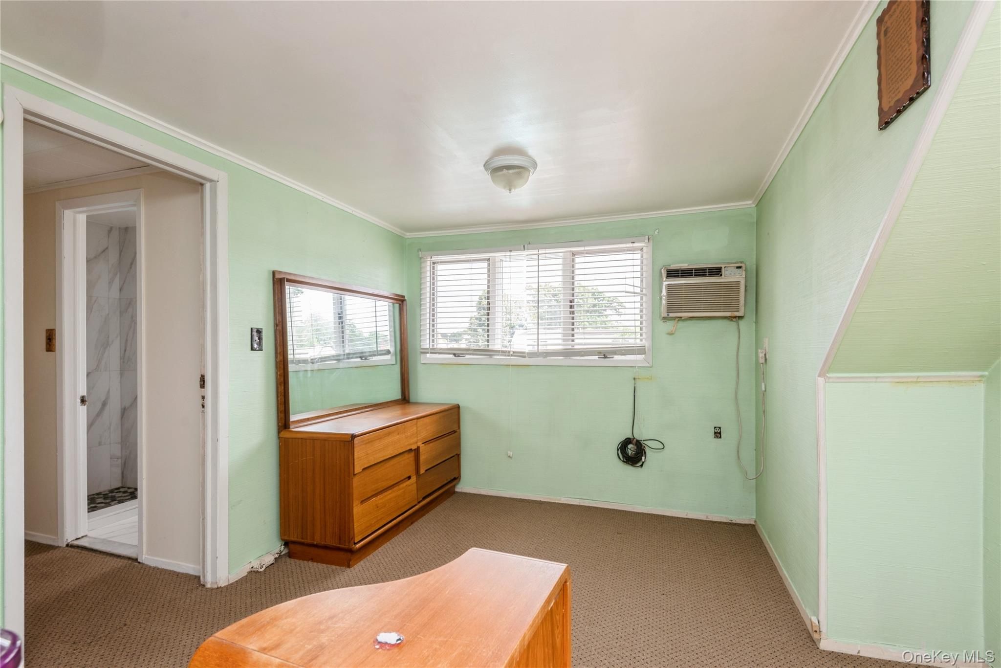 #17 photo, 815 Sunshine Avenue, West Hempstead , NY 11552