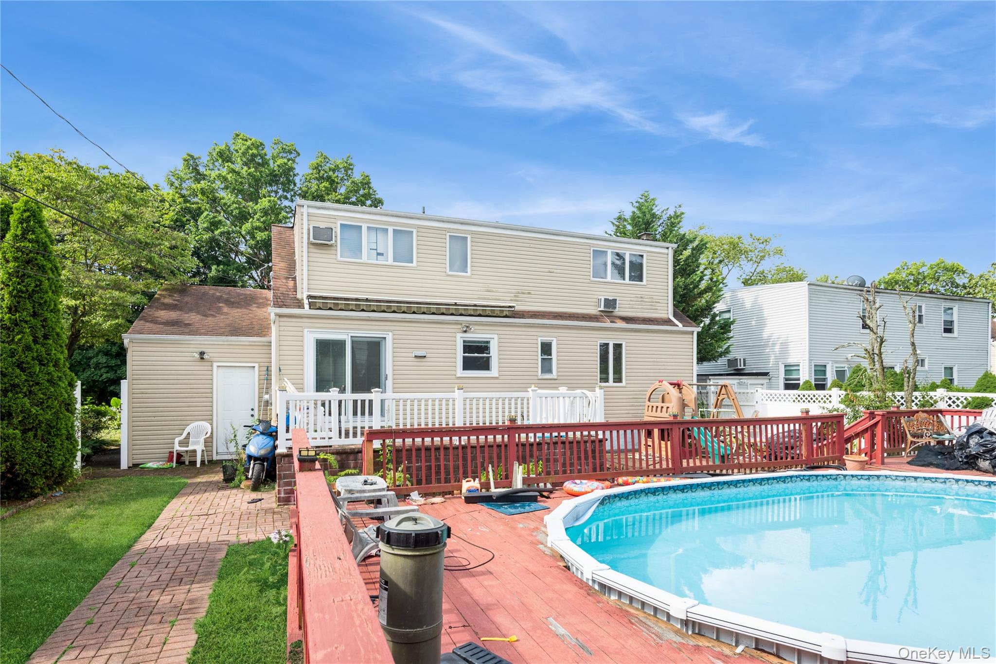 #5 photo, 815 Sunshine Avenue, West Hempstead , NY 11552