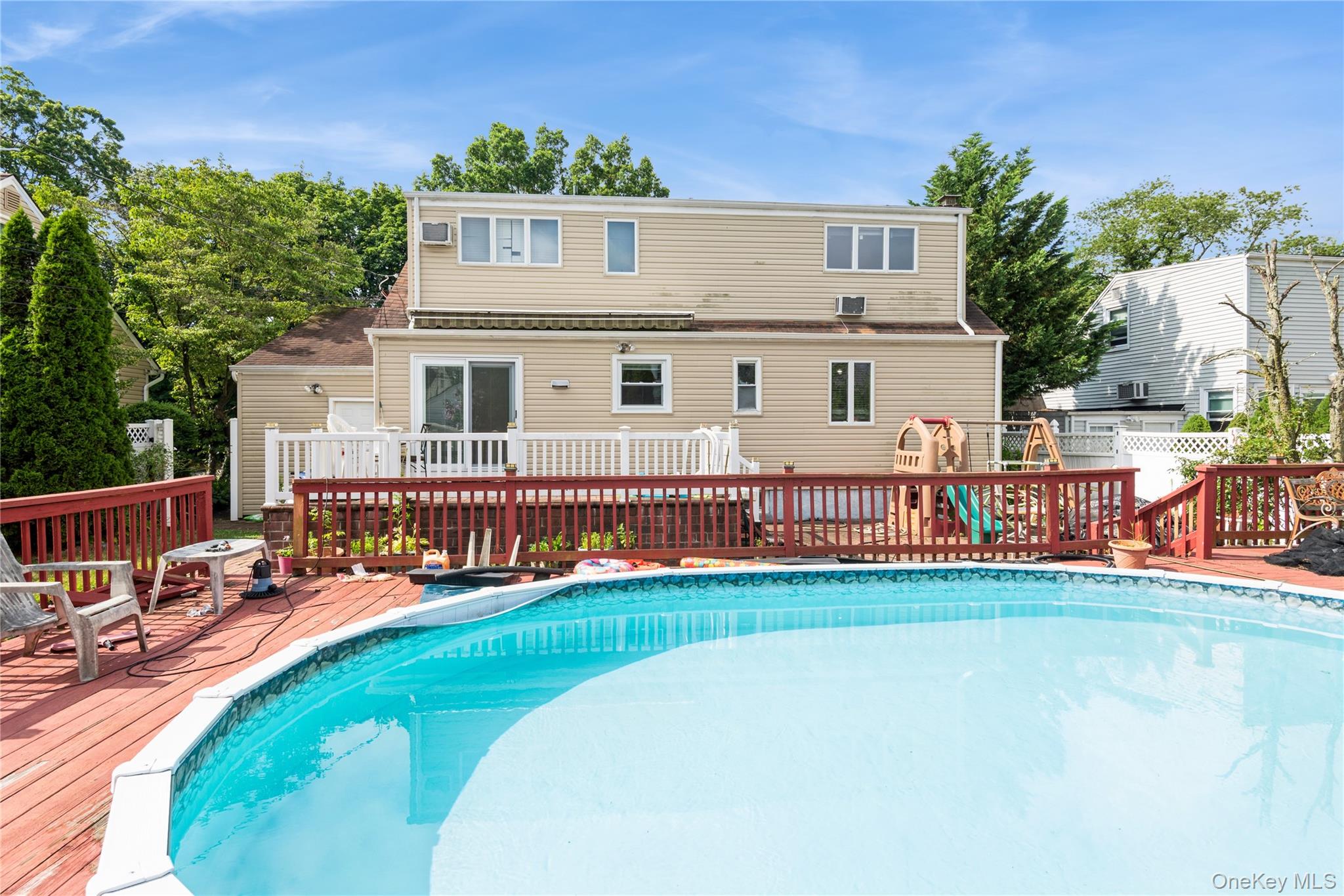 #6 photo, 815 Sunshine Avenue, West Hempstead , NY 11552