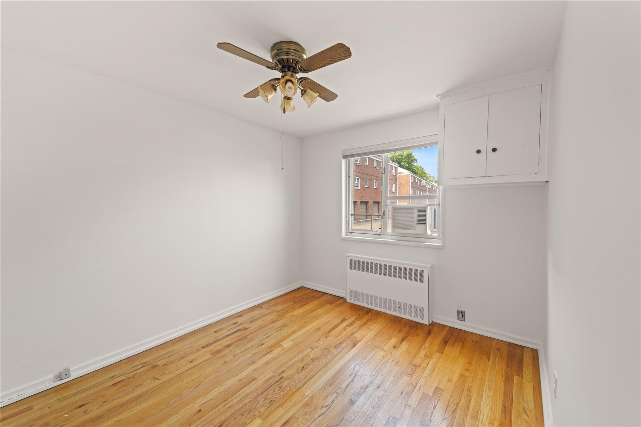 #8 photo, 224-17 Manor Road, クイーンズ区 Queens Village , NY 11427