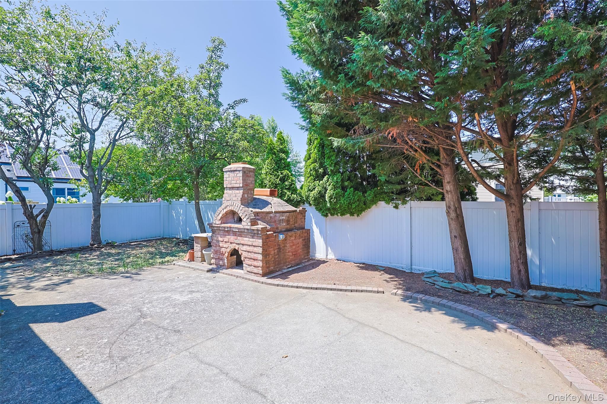 #19 photo, 1815 Maurice Avenue, East Meadow , NY 11554