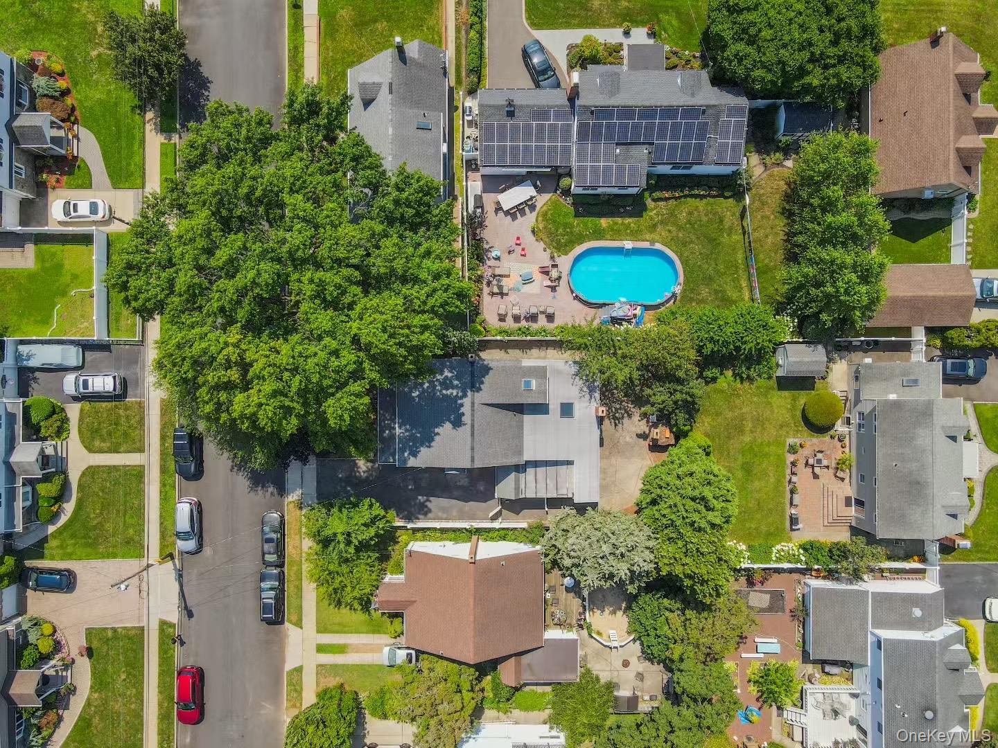 #5 photo, 1815 Maurice Avenue, East Meadow , NY 11554