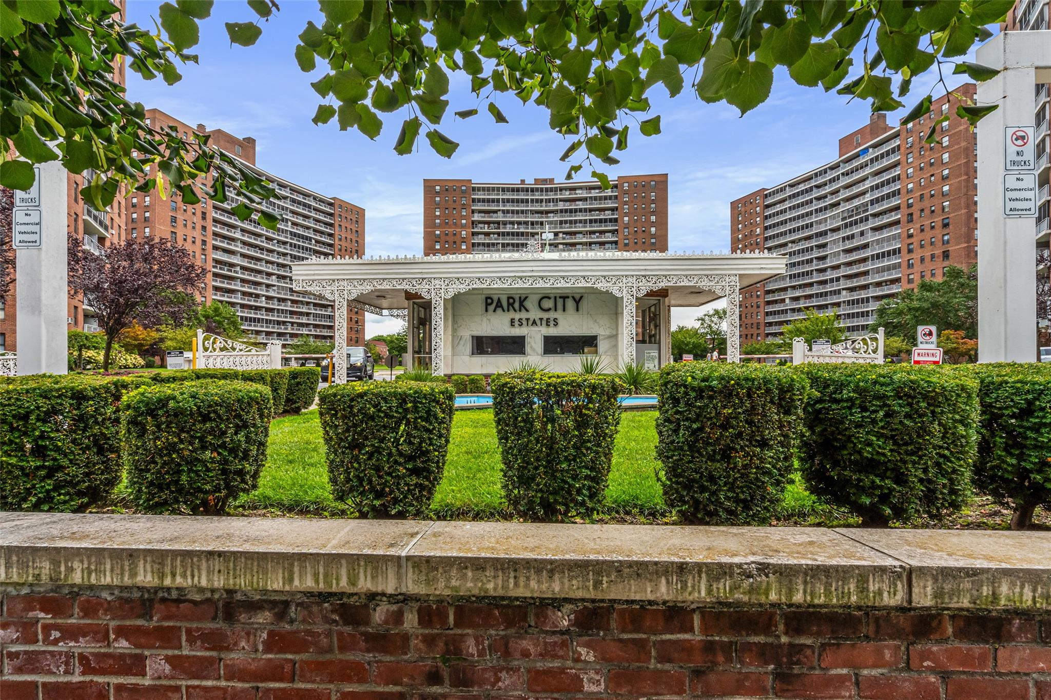 #1 photo, 61-15 98 Street, 皇后區 雷哥公園 Rego Park , NY 11374