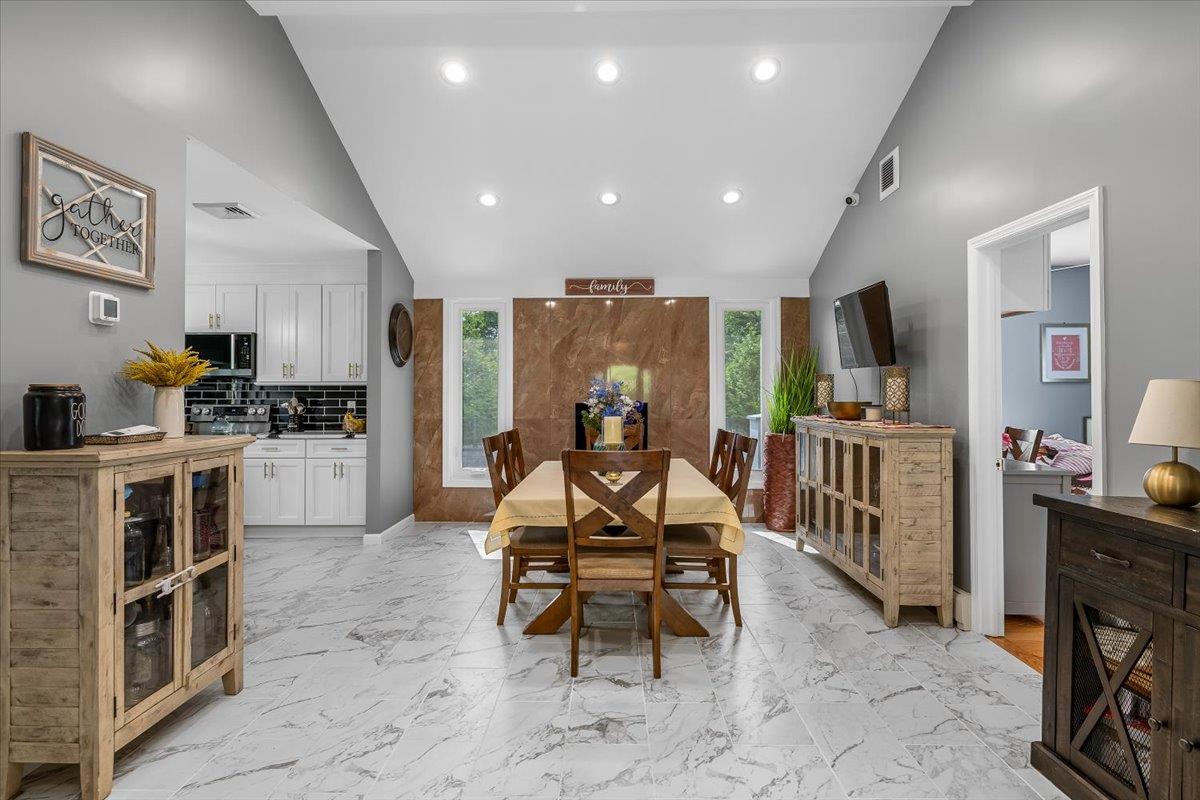 #5 photo, 154 Mac Arthur Boulevard, サフォーク郡 Hauppauge , NY 11788