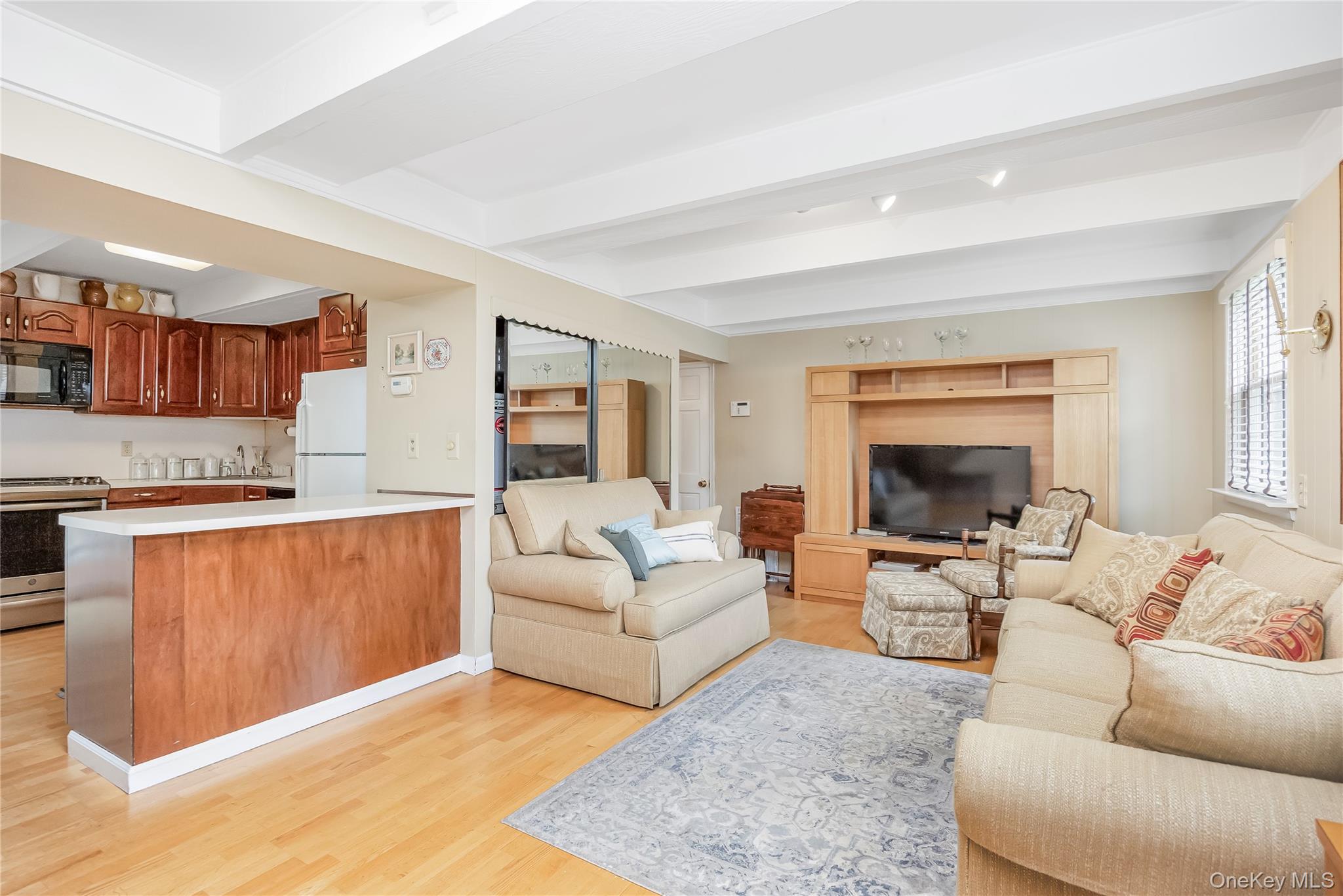 #8 photo, 9 Branch Lane, サフォーク郡 East Setauket , NY 11733