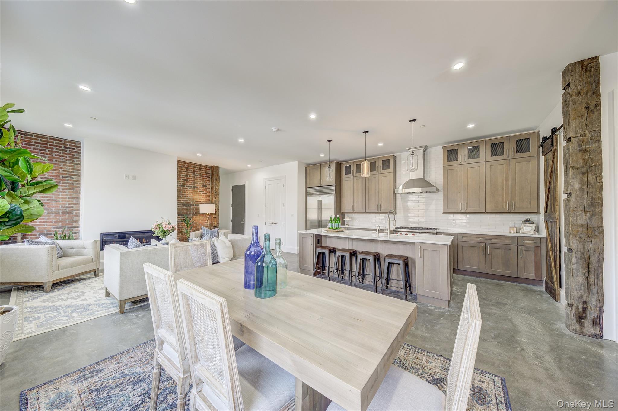 #18 photo, 226 Main Street, Beacon , NY 12508