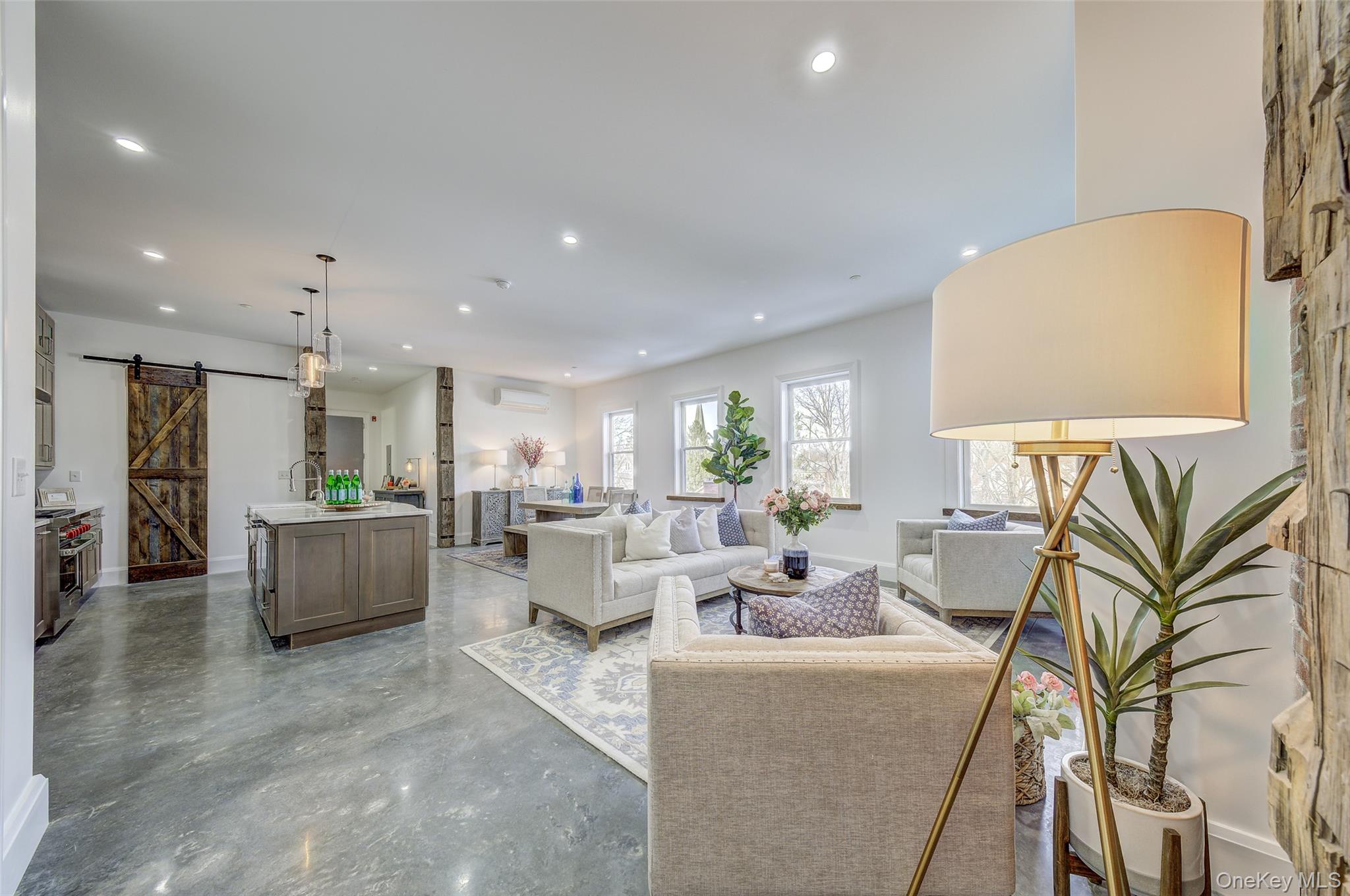 #6 photo, 226 Main Street, Beacon , NY 12508