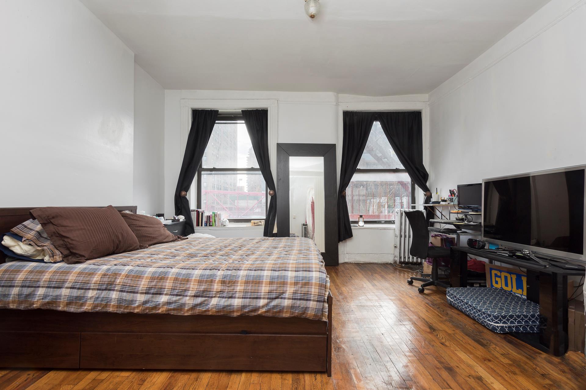 #1 photo, New York City, Lower East Side , NY 10002