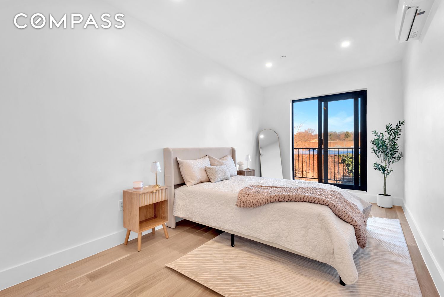 #1 photo, 140 Moffat Street, 布什维克 Bushwick , NY 11207