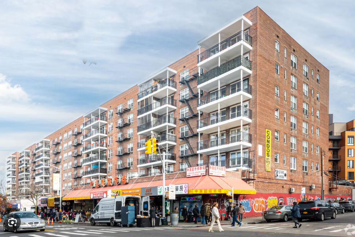 #1 photo, 4125 Kissena Boulevard, 法拉盛 Flushing , NY 11355
