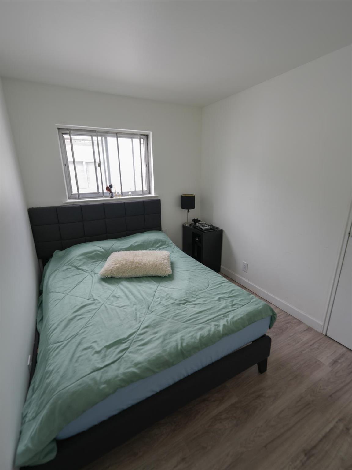 #11 photo, 2725 E 65th Street, ブルックリン区 Brooklyn , NY 11234