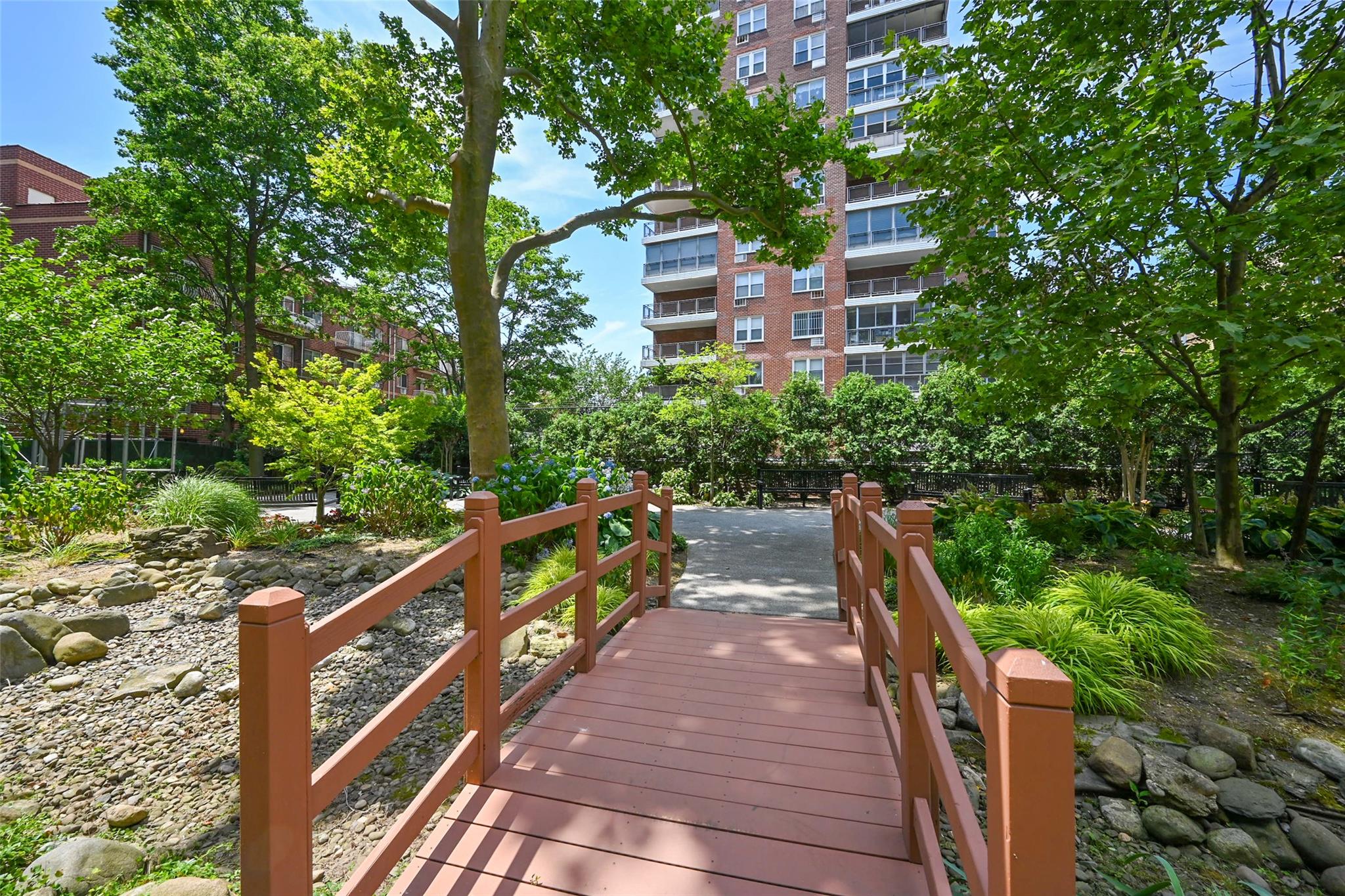 #1 photo, 87-10 51 Avenue, 皇后區 艾姆赫斯特 Elmhurst , NY 11373