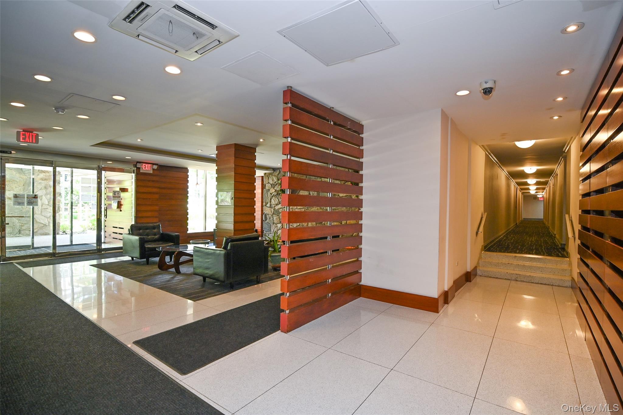 #5 photo, 87-10 51 Avenue, Elmhurst , NY 11373