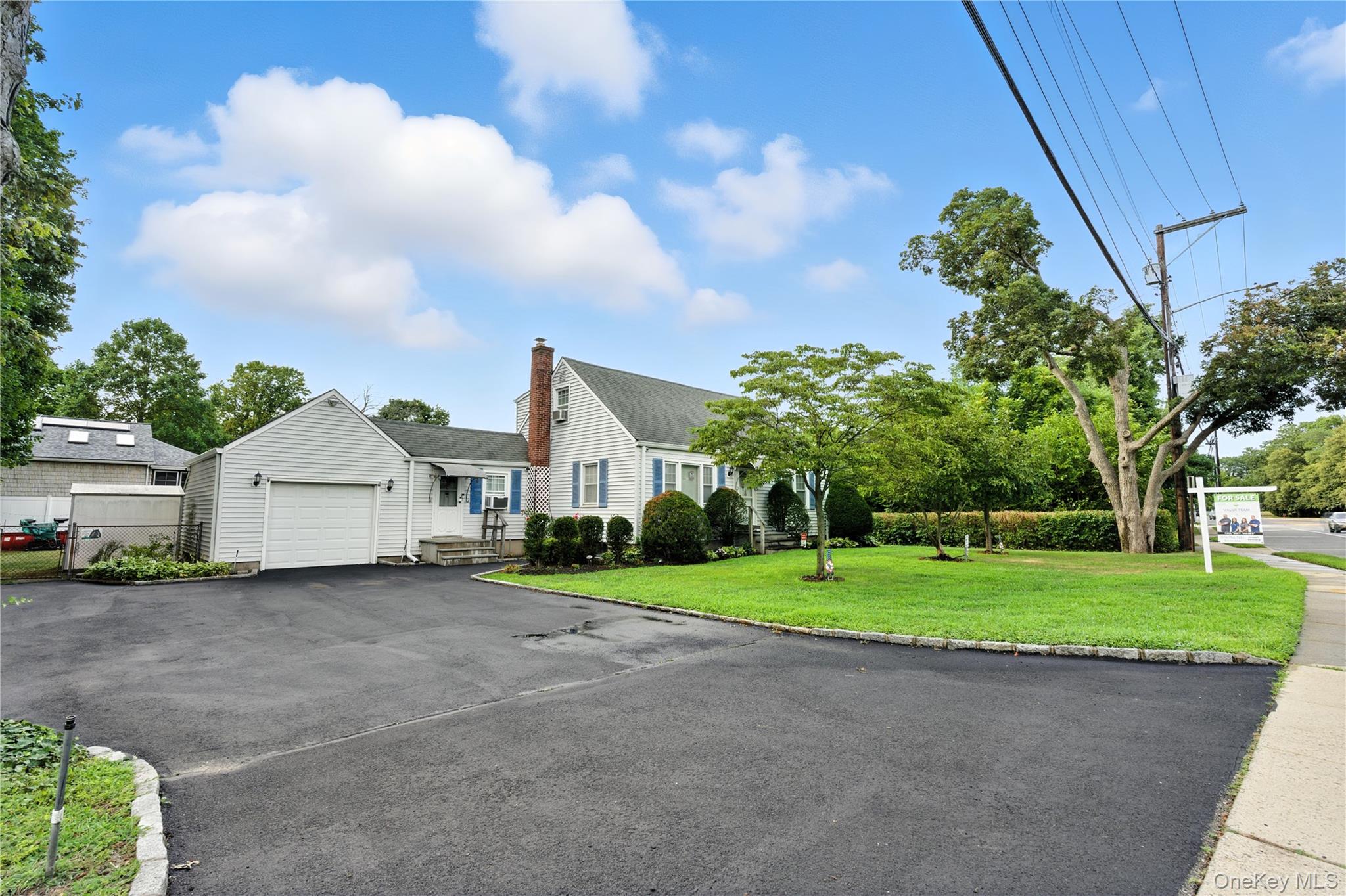 #2 photo, 1547 Walt Whitman Road, サフォーク郡 Melville , NY 11747