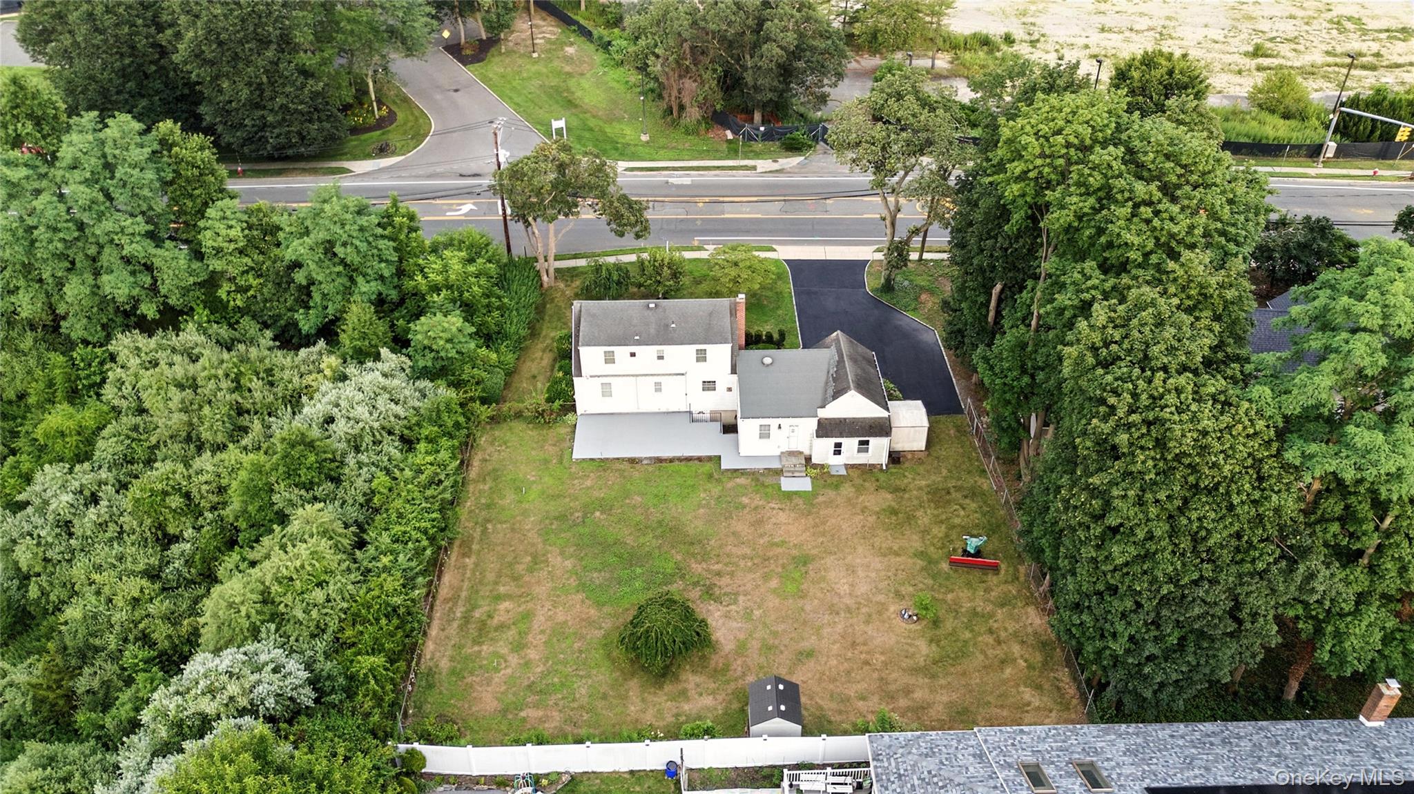 #6 photo, 1547 Walt Whitman Road, サフォーク郡 Melville , NY 11747