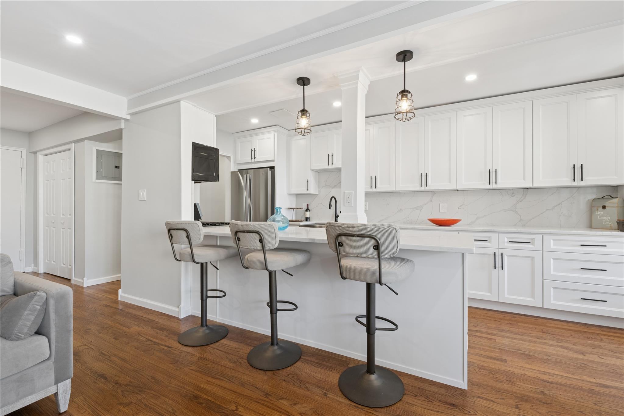 #1 photo, 855 E Broadway, 長島 長灘 Long Beach , NY 11561