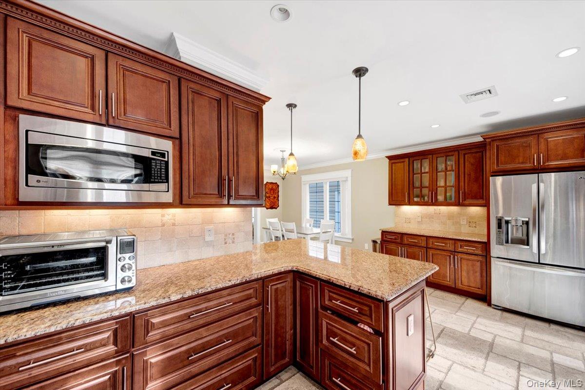 #12 photo, 73 Sterling Avenue, Yonkers , NY 10704