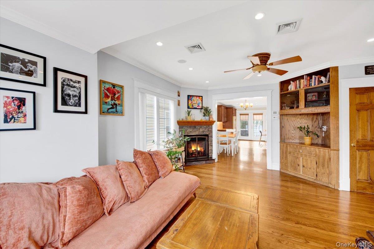 #3 photo, 73 Sterling Avenue, Yonkers , NY 10704