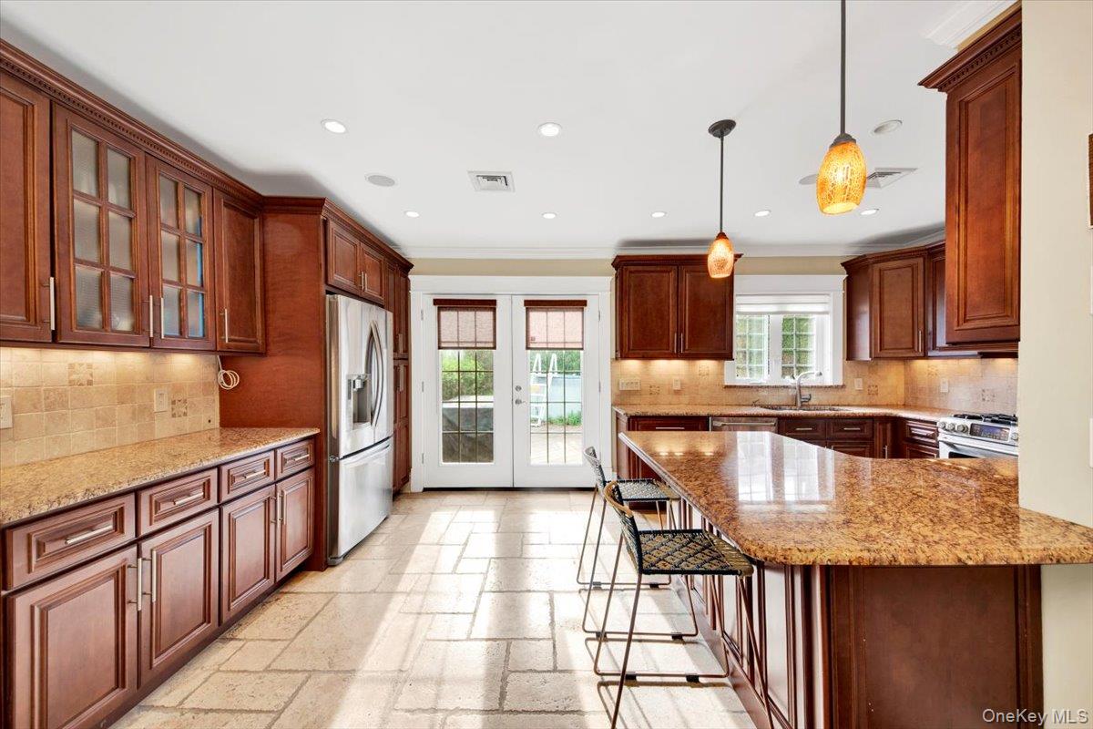 #9 photo, 73 Sterling Avenue, Yonkers , NY 10704