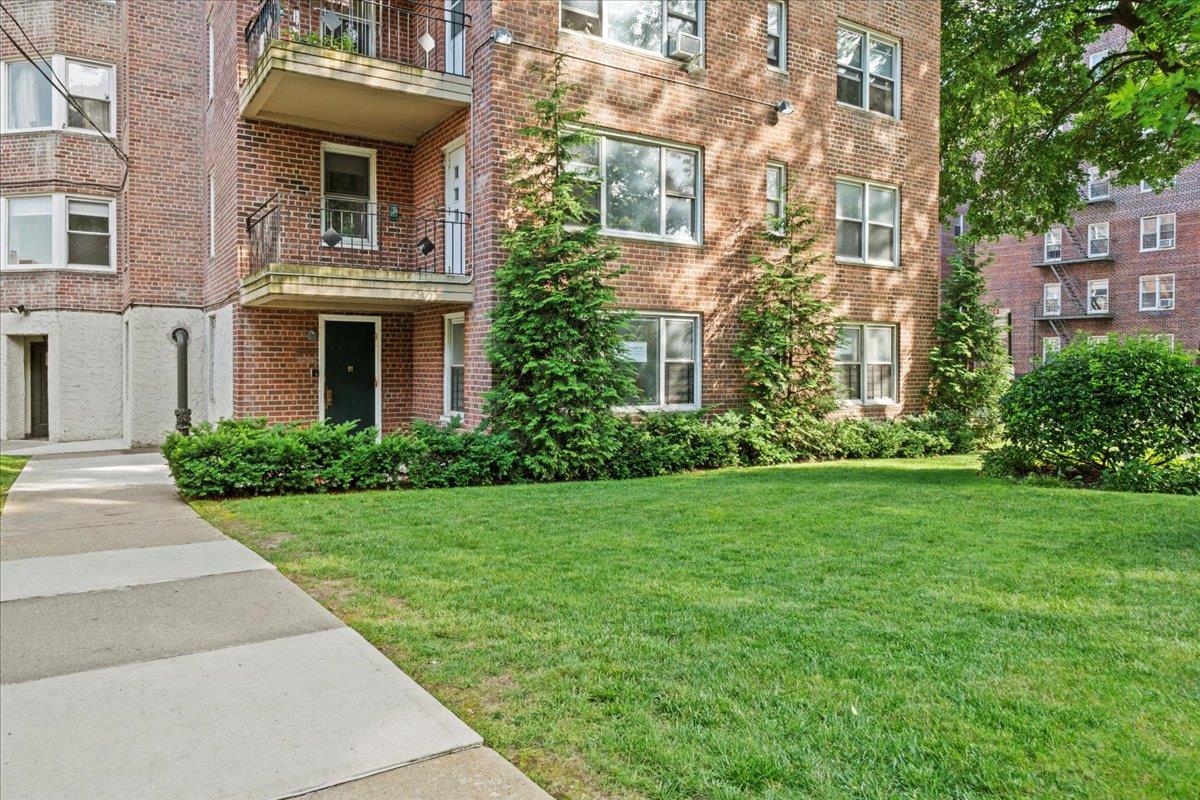 #7 photo, 2711 Henry Hudson Parkway, ブロンクス区 Bronx , NY 10463