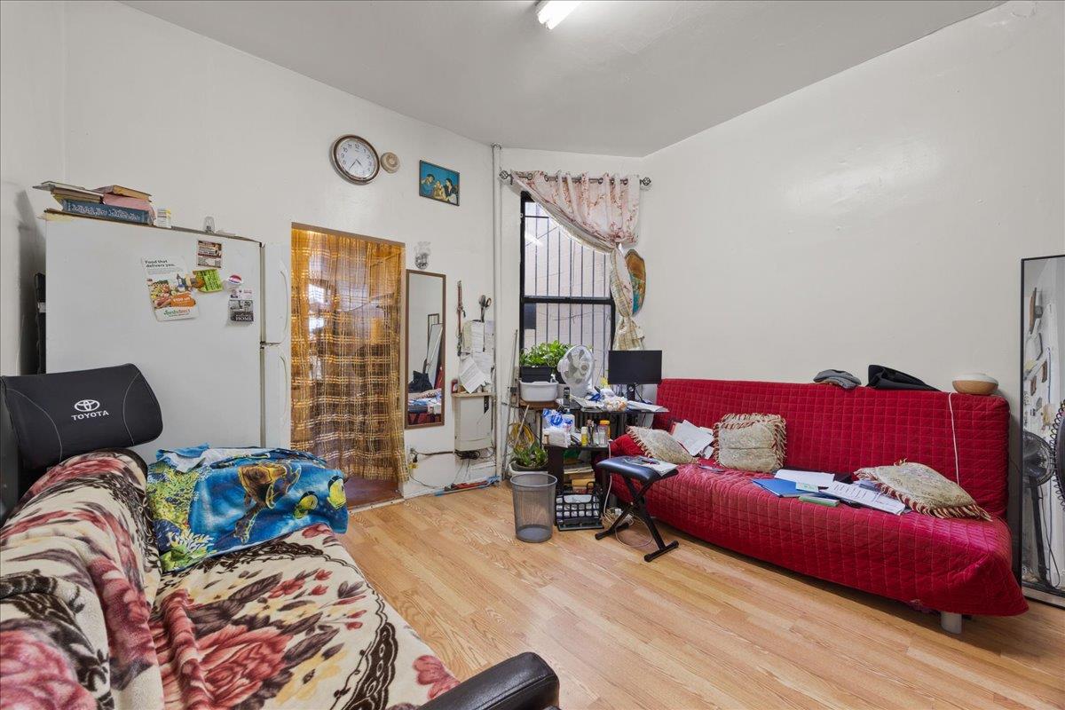 #18 photo, 125 Freeman Street, ブルックリン区 Brooklyn , NY 11222