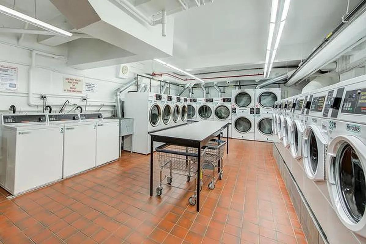 #12 photo, 110-20 71st, クイーンズ区 Flushing , NY 11375