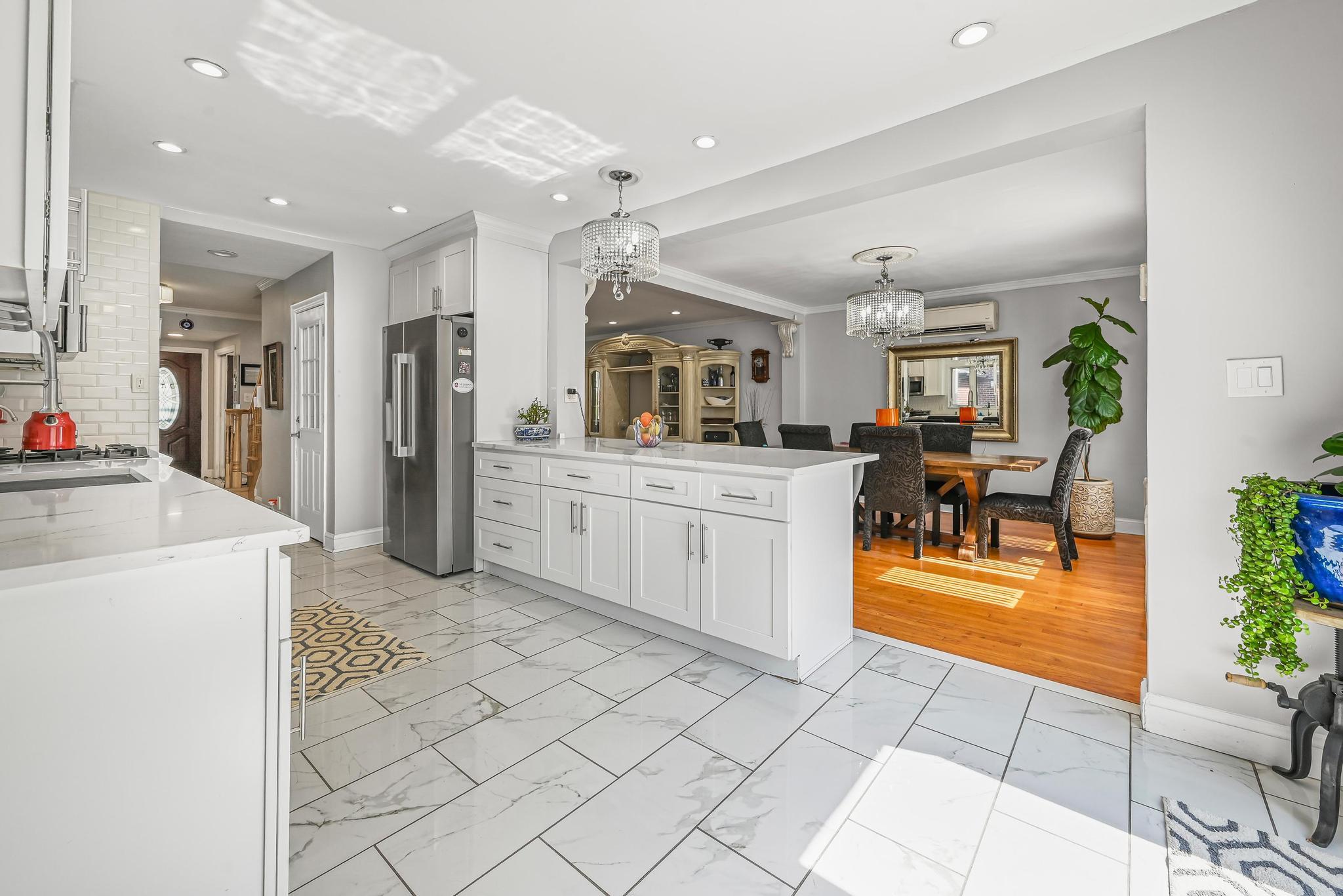 #15 photo, 8210 214th Street, 皇后區 Hollis Hills , NY 11427