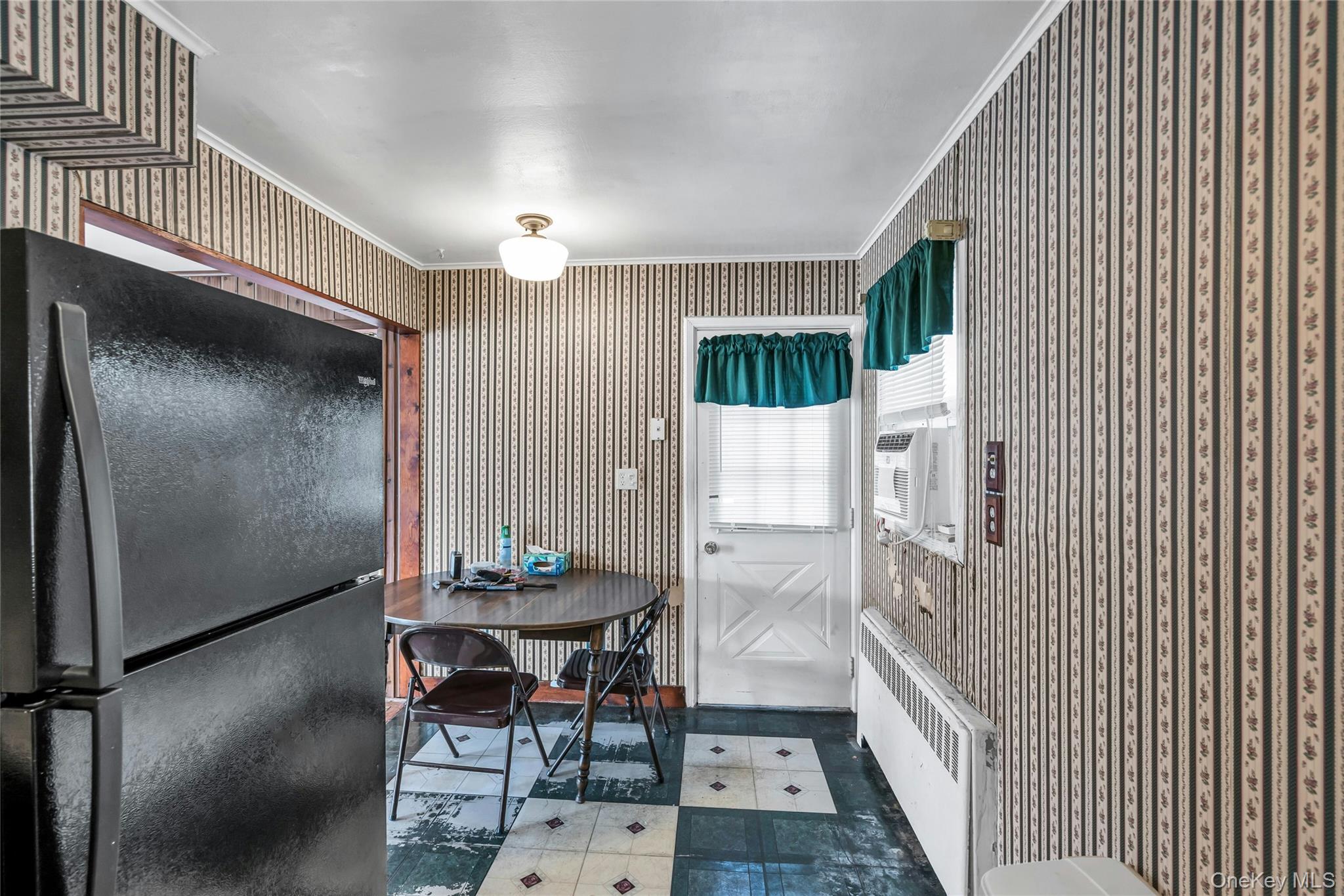 #11 photo, 22 Robert Drive, מחוז סאפוק Huntington , NY 11743