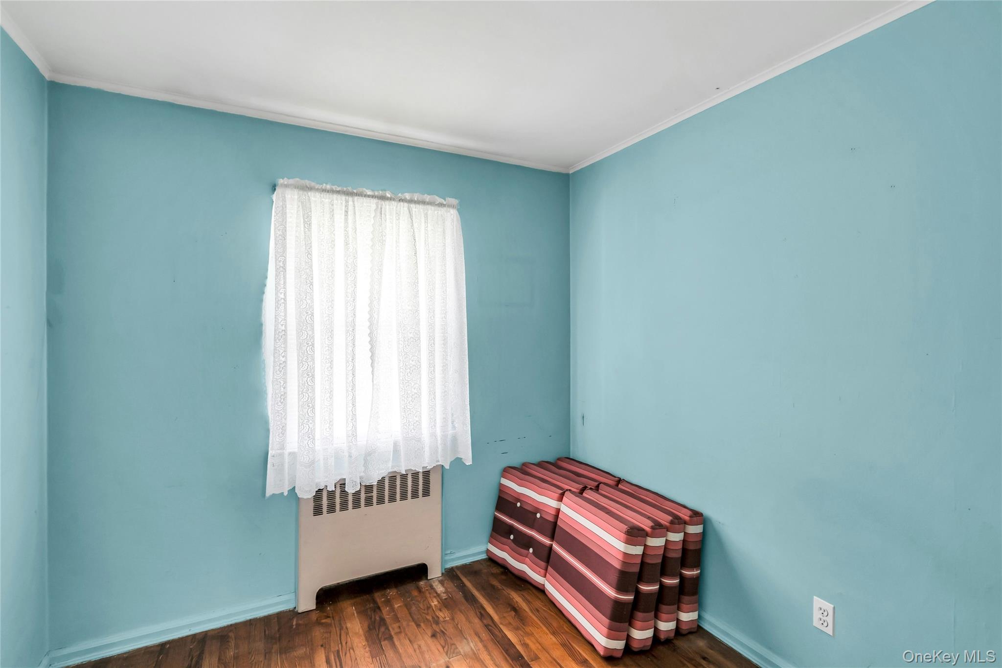 #15 photo, 22 Robert Drive, מחוז סאפוק Huntington , NY 11743