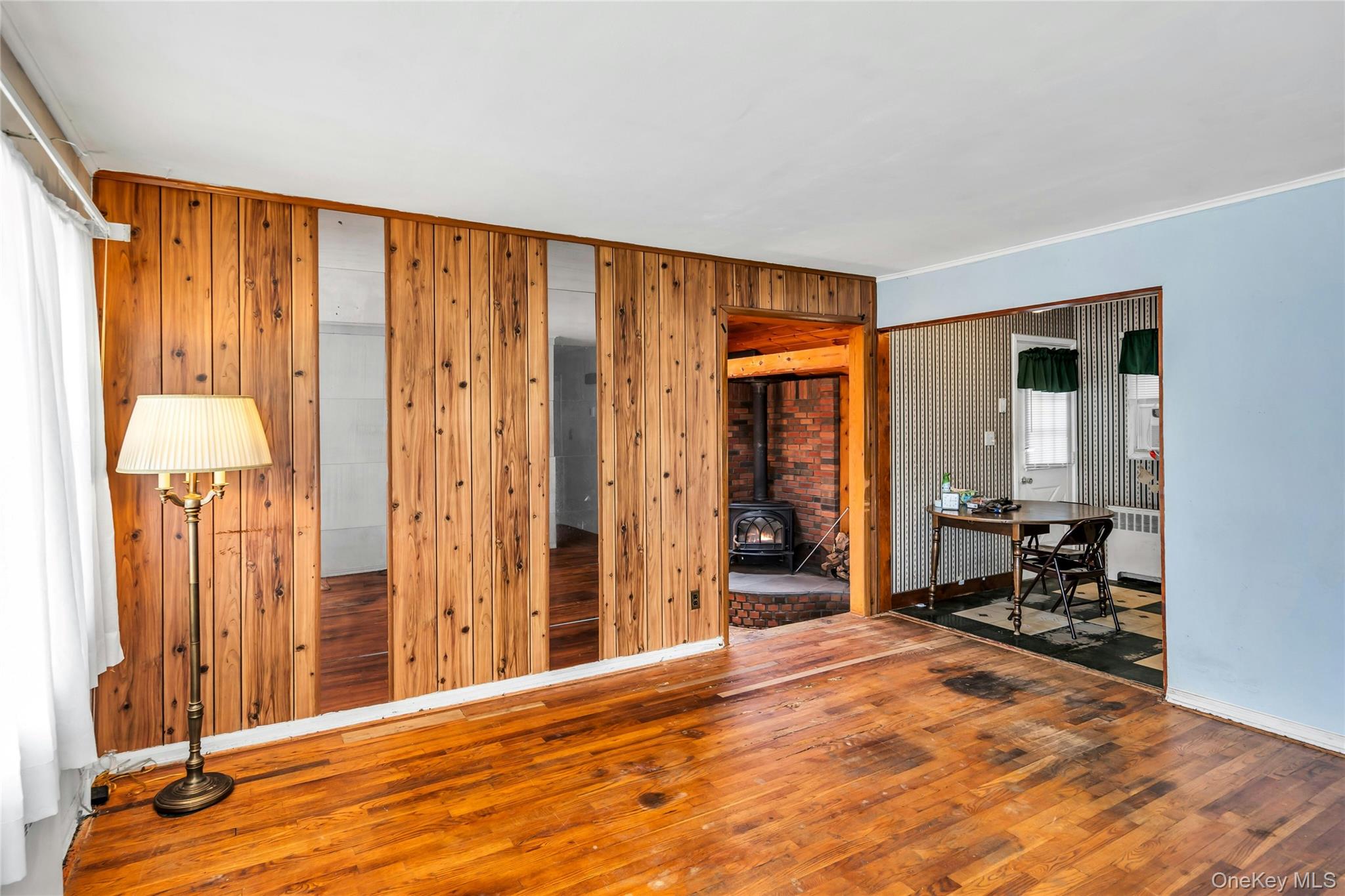 #5 photo, 22 Robert Drive, מחוז סאפוק Huntington , NY 11743