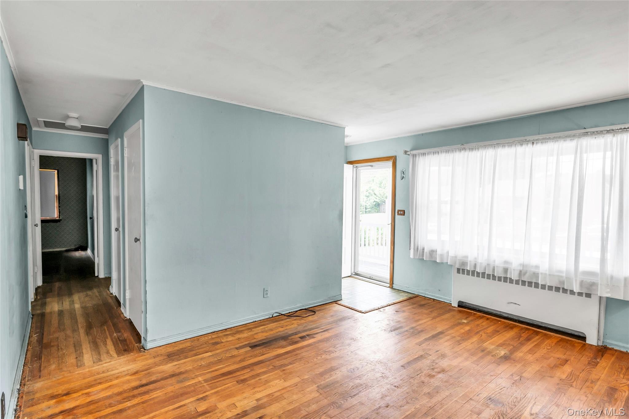 #6 photo, 22 Robert Drive, מחוז סאפוק Huntington , NY 11743