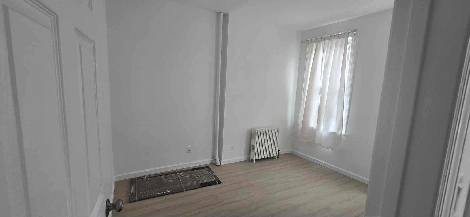 #5 photo, 102-09 Martense Avenue, كوينز Corona , NY 11368