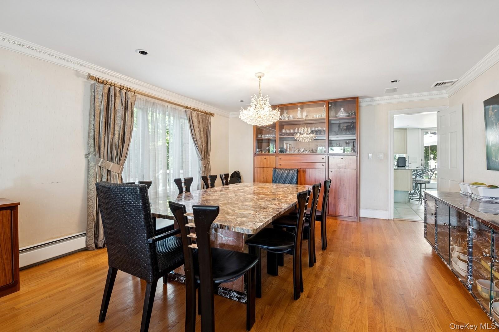 #10 photo, 328 W Ivy Hill Road, ナッソー郡 Woodsburgh , NY 11598