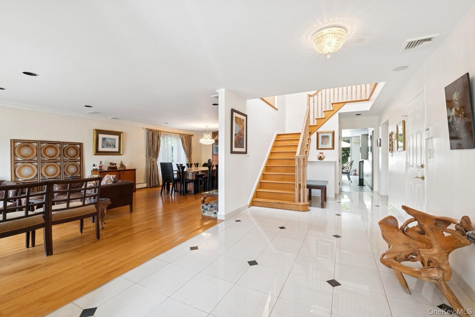 #7 photo, 328 W Ivy Hill Road, ナッソー郡 Woodsburgh , NY 11598