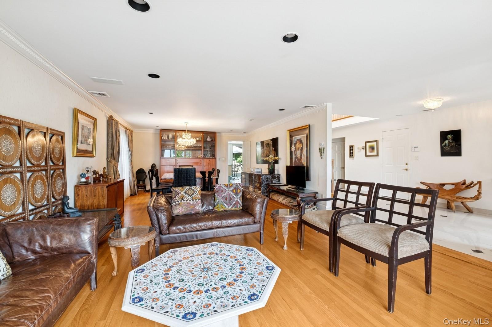 #8 photo, 328 W Ivy Hill Road, ナッソー郡 Woodsburgh , NY 11598