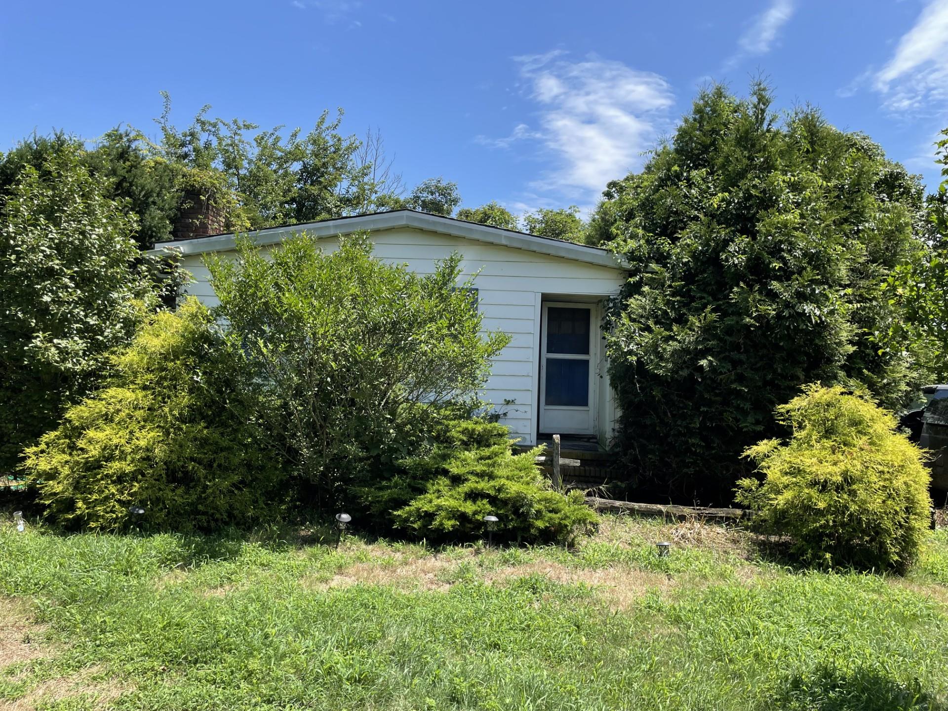 #1 photo, 28 Apaucuck Point Road, Westhampton , NY 11977