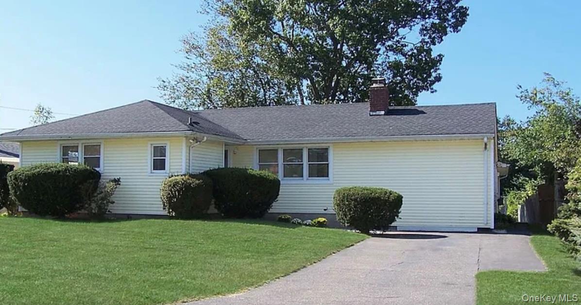 #2 photo, 50 W Lake Drive, サフォーク郡 Patchogue , NY 11772