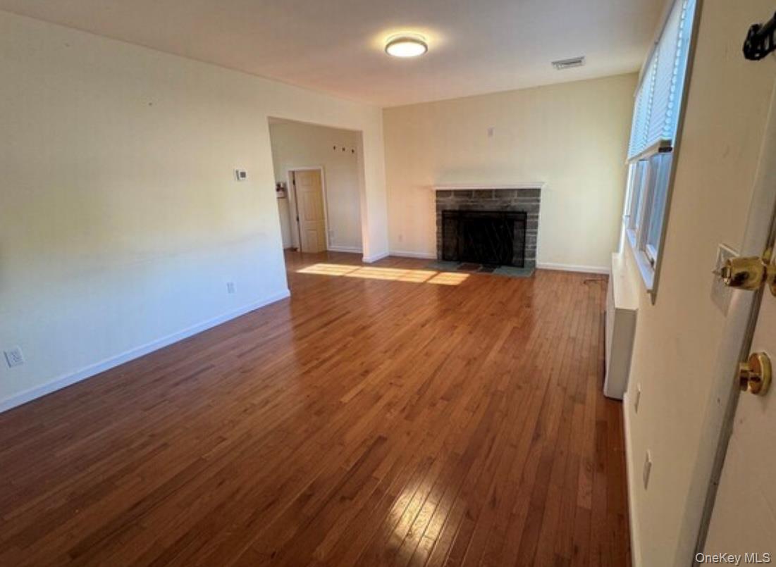 #3 photo, 50 W Lake Drive, サフォーク郡 Patchogue , NY 11772