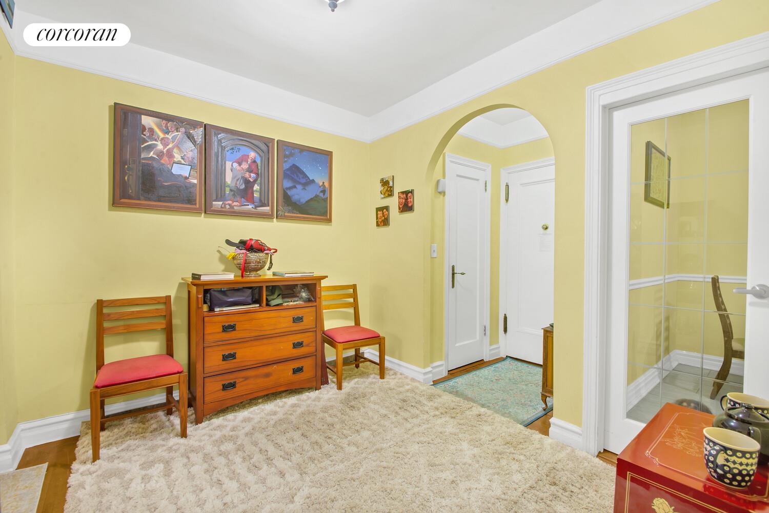 #4 photo, 117-01 PARK Lane S, クイーンズ区 Forest Park , NY 11418