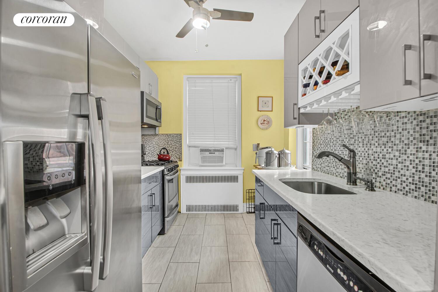 #7 photo, 117-01 PARK Lane S, クイーンズ区 Forest Park , NY 11418