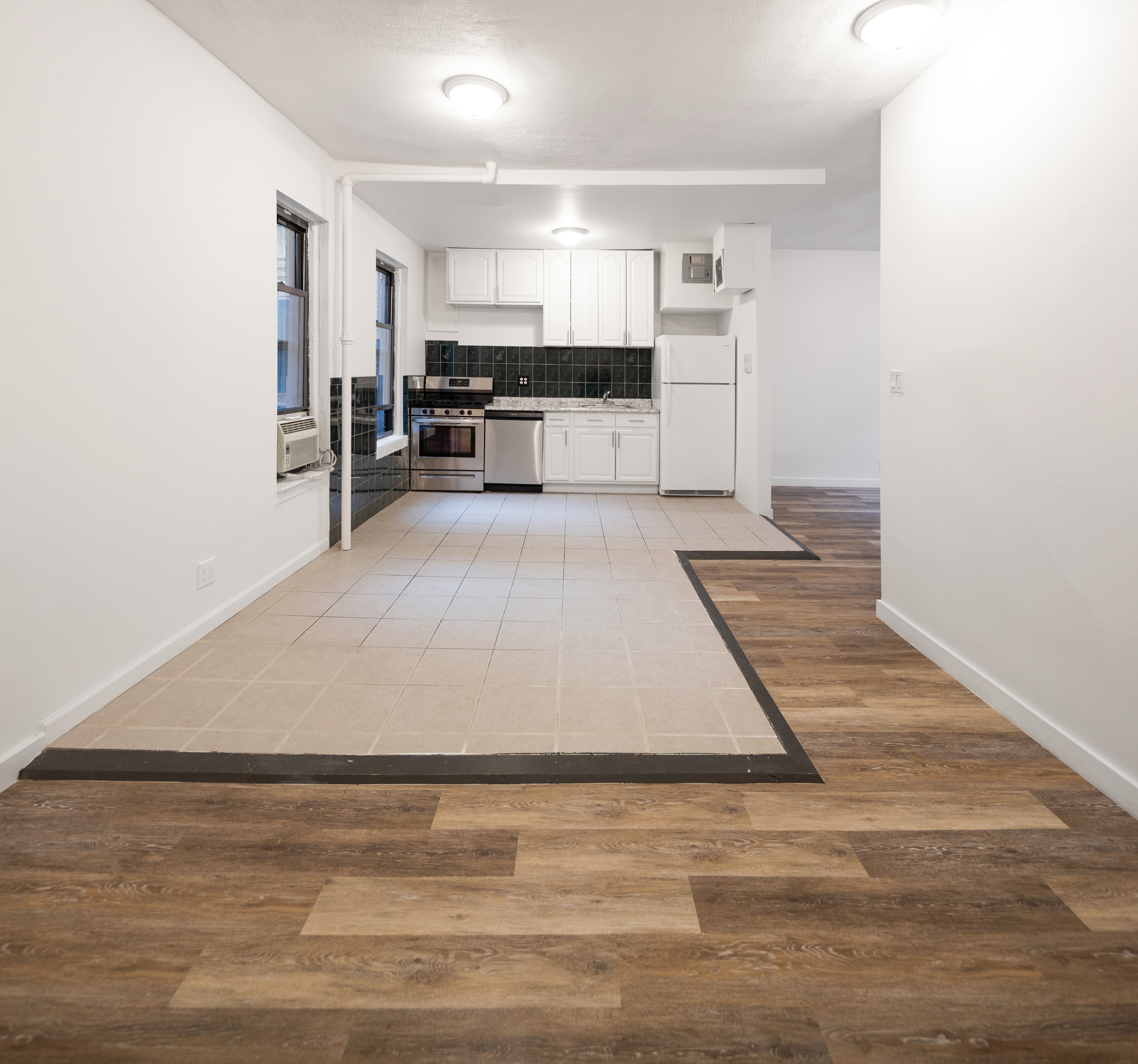 #3 photo, 715 W 180th Street, マンハッタン Washington Heights , NY 10033