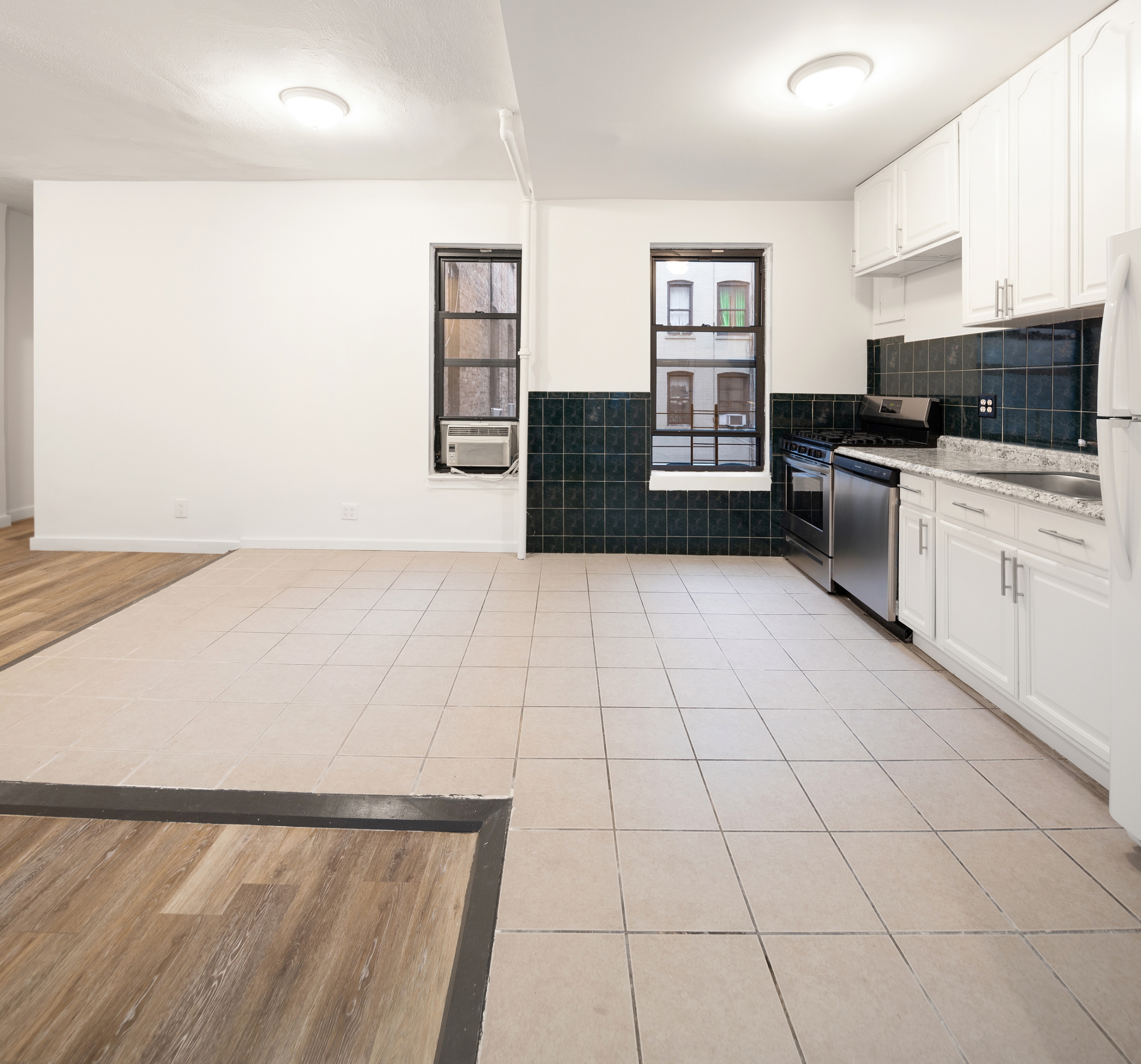 #4 photo, 715 W 180th Street, マンハッタン Washington Heights , NY 10033