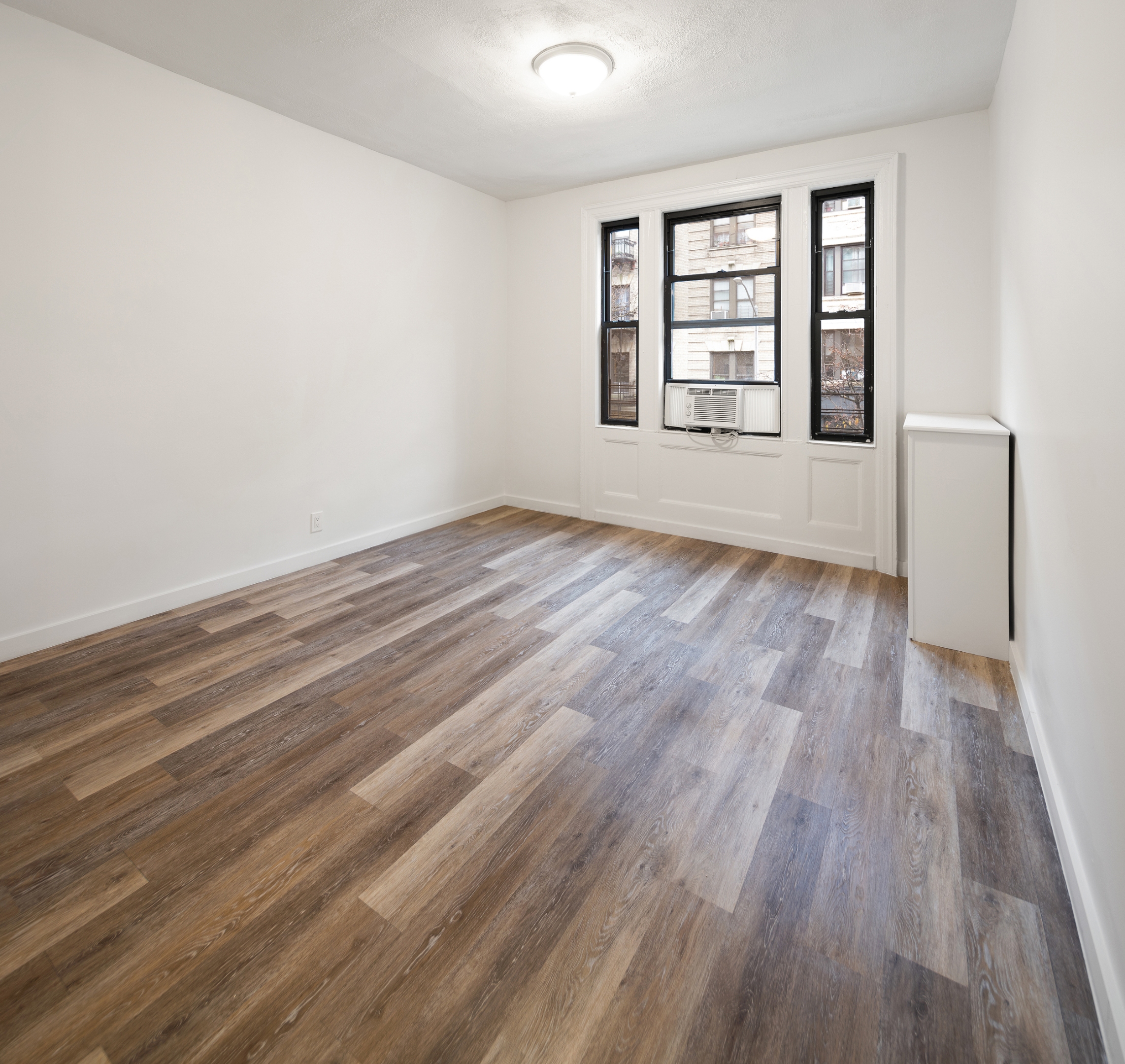 #7 photo, 715 W 180th Street, マンハッタン Washington Heights , NY 10033